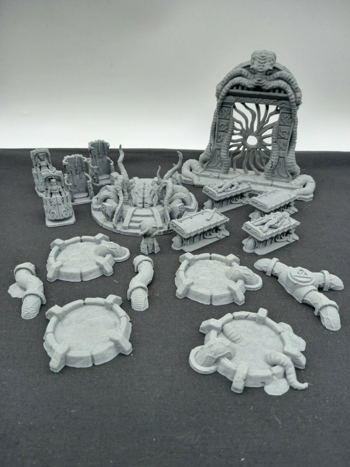 Illithid Mind Flayer - Miniatures & Terrain